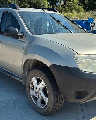 RICAMBI USATI DACIA DUSTER 1.6 K4MA6 2010 - CARROZ
