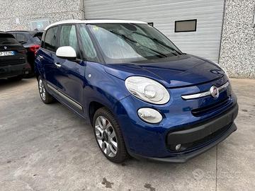 Per ricambi FIAT 500 L 2016 Diesel 955A3000 88kW