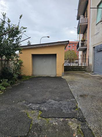 Garage / deposito