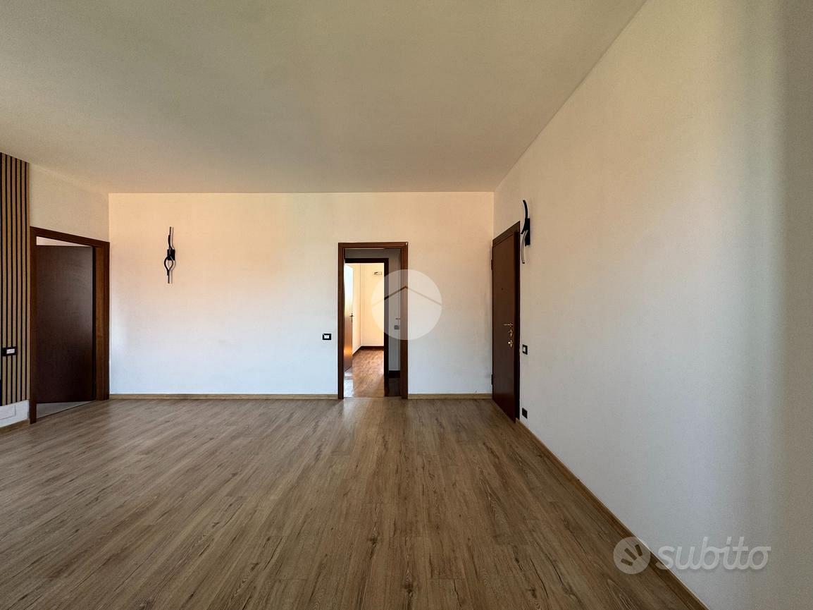 4 LOCALI A CESANO MADERNO - Vista 6