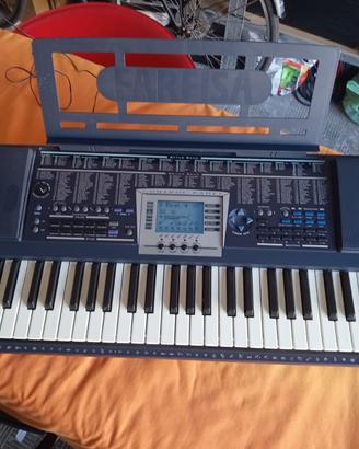 Tastiera arranger con lettore floppy tk88