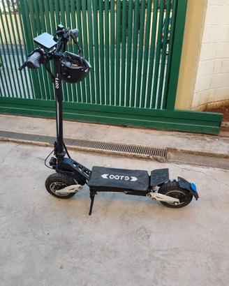 Monopattino Elettrico OOTD T10