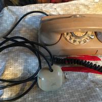 Telefono vintage da collezione
