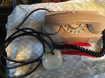 Telefono vintage da collezione