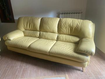 Divano in pelle