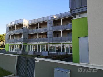 Immobile di 195 m² con 1 locale a Sesto Fiorentino