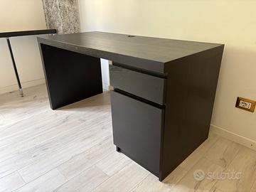 Scrivania MALM Ikea