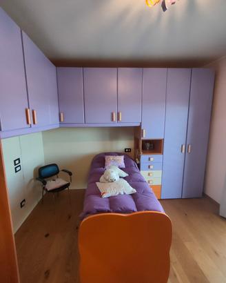 cameretta completa colorata