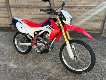 Honda crf 250 solo 8000 km
