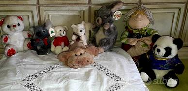 Lotto peluche e bambole souvenir