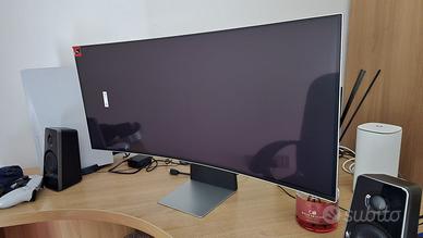 Samsung Odyssey OLED G8 34” Curvo WQHD– Come nuovo