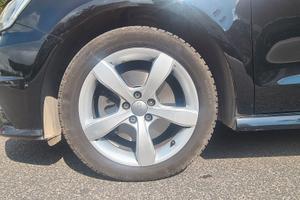 Pneumatici auto invernali + cerchi in lega AUDI