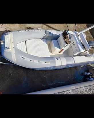 Gommone Eurmarine 4,80m motore Johnson 40cv 2tempi