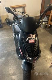 Aprilia SR