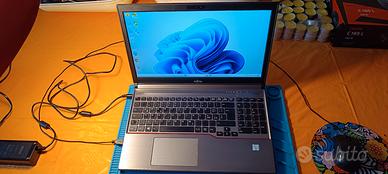 Notebook Fujitsu Lifebook E756 I5 8GB Ram 256GB HD