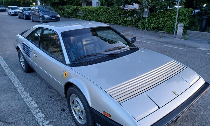 FERRARI Mondial