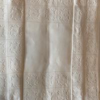 Lenzuola matrimoniali in lino ricamate a mano