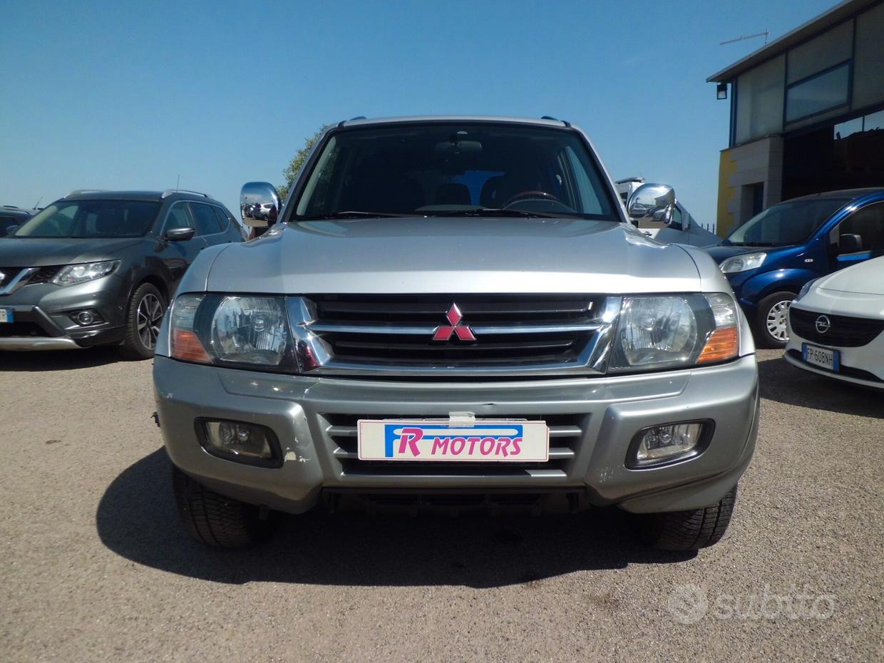MITSUBISHI Pajero (2000-2007)