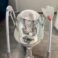 Altalena Ingenuity vibrante con musiche