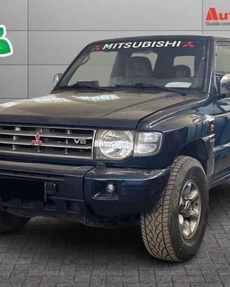 Mitsubishi Pajero 3.5