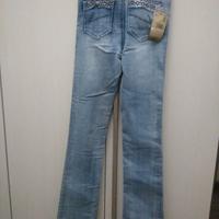 Jeans Zuiki e Sisley