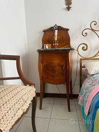 Copia di comodini vintage