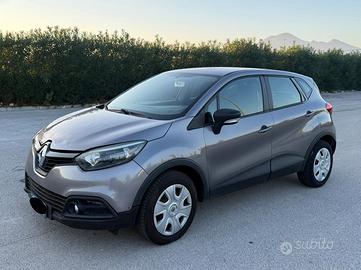 Renault Captur 1.5 Diesel 90CV 12 mesi di garanzia
