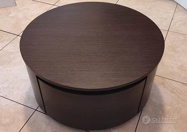 Coppia di comodini wengè rotondi con cassetto.