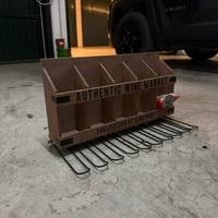 Porta bottiglie e bicchieri in legno