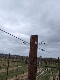Mensola per palo in metallo per vigneto