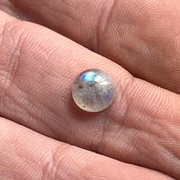 Labradorite cabochon