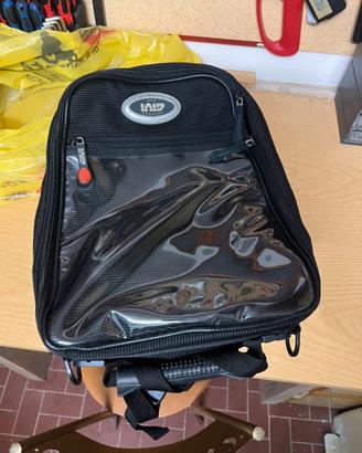 Borsa magnetica serbatoio givi