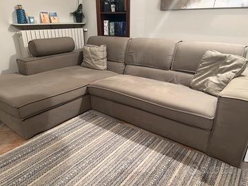 Divano con chaise longue tortora