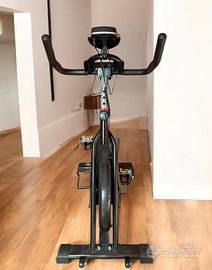 Spin bike (cyclette) per allenamento a casa