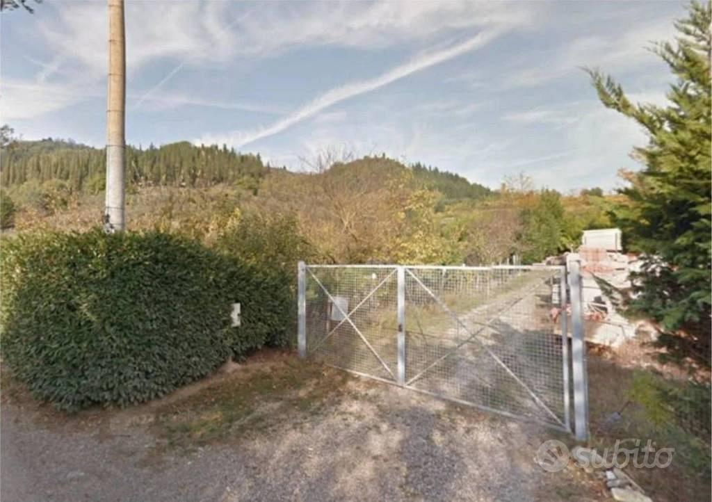 Immobile in asta di 132 m² con più di 5 locali a R - Vista 2