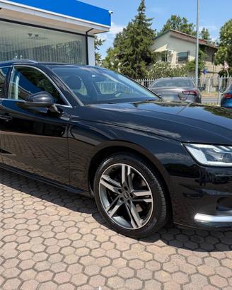Audi A4 35 TDI/163 CV S tronic Business