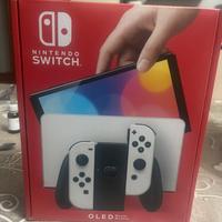 Nintendo switch oled nuova colore bianca