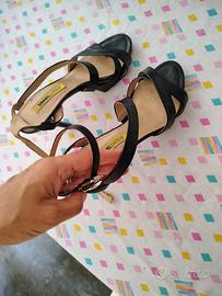 sandalo nero donna tacco a spillo