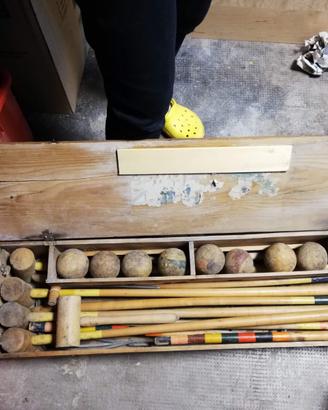 Vecchio set gioco Croquet
