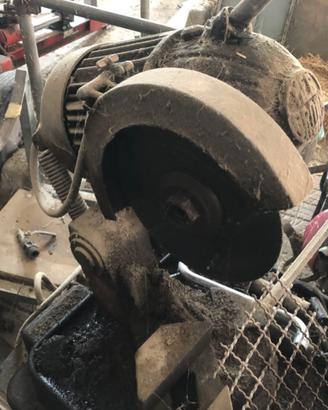 Sega troncatrice ferro