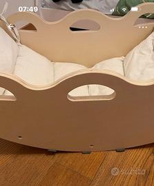 Dondolo tipo montessoriano