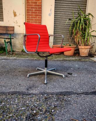 Sedia Eames Aluminium Group ICF Herman Miller