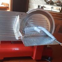 Affettatrice R.G.V. 22 LUXOR rossa