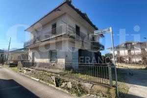 Casa Indipendente Riardo [Cod. rif 3289905VRG]