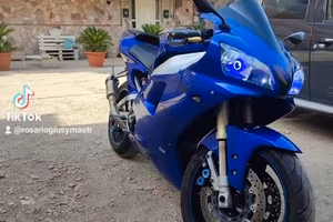 Yamaha R1