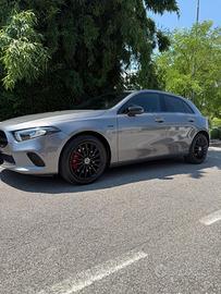 MERCEDES A250 eqpower 220CV