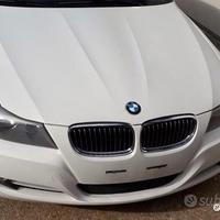 Bmw 320 2009 ricambi