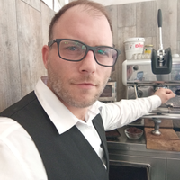 Cerchi un barista extra. o qualcosa di più?