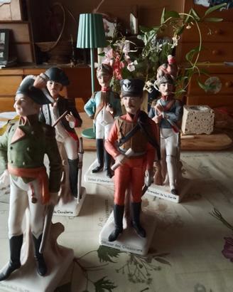 Cinque statuine bisquit