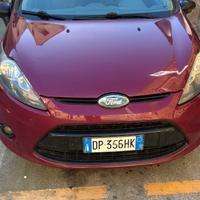 Ford fiesta titanium